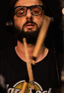 Santi batterista e co-fondatore degli Highway to Hell